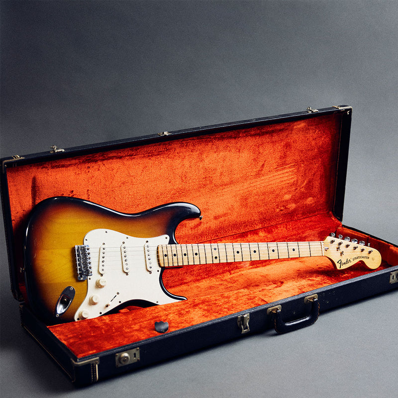 FENDER 1973 Stratocaster 3 Colour Sunburst - Maple Neck