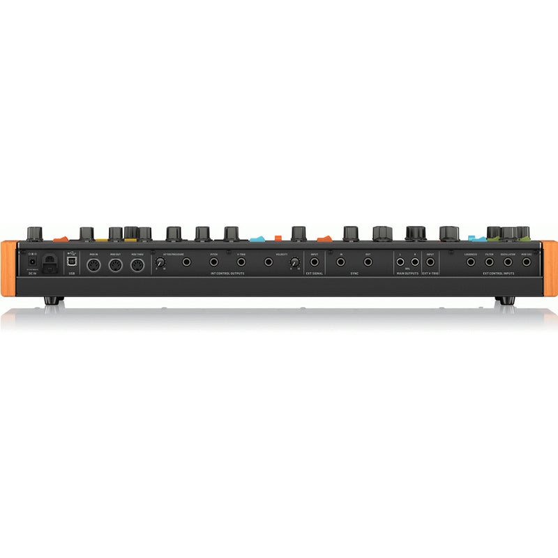 BEHRINGER Poly D Polyphonic Analog Synth